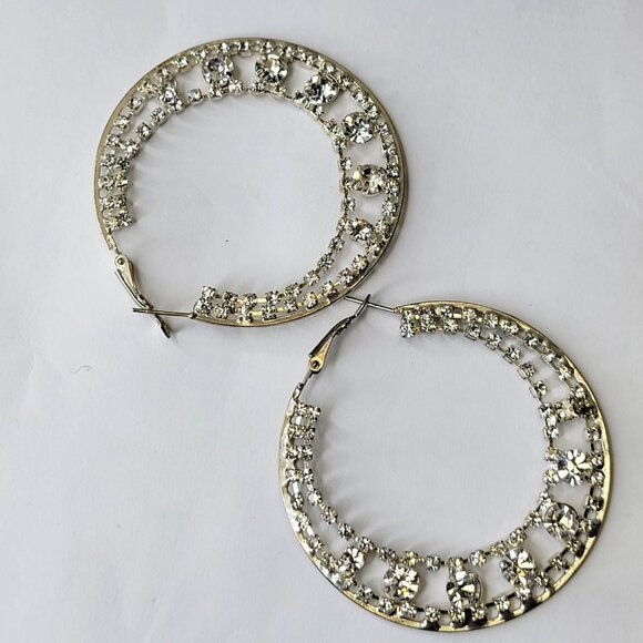 Silver Tone Hoop Earrings - Picture 1 of 12